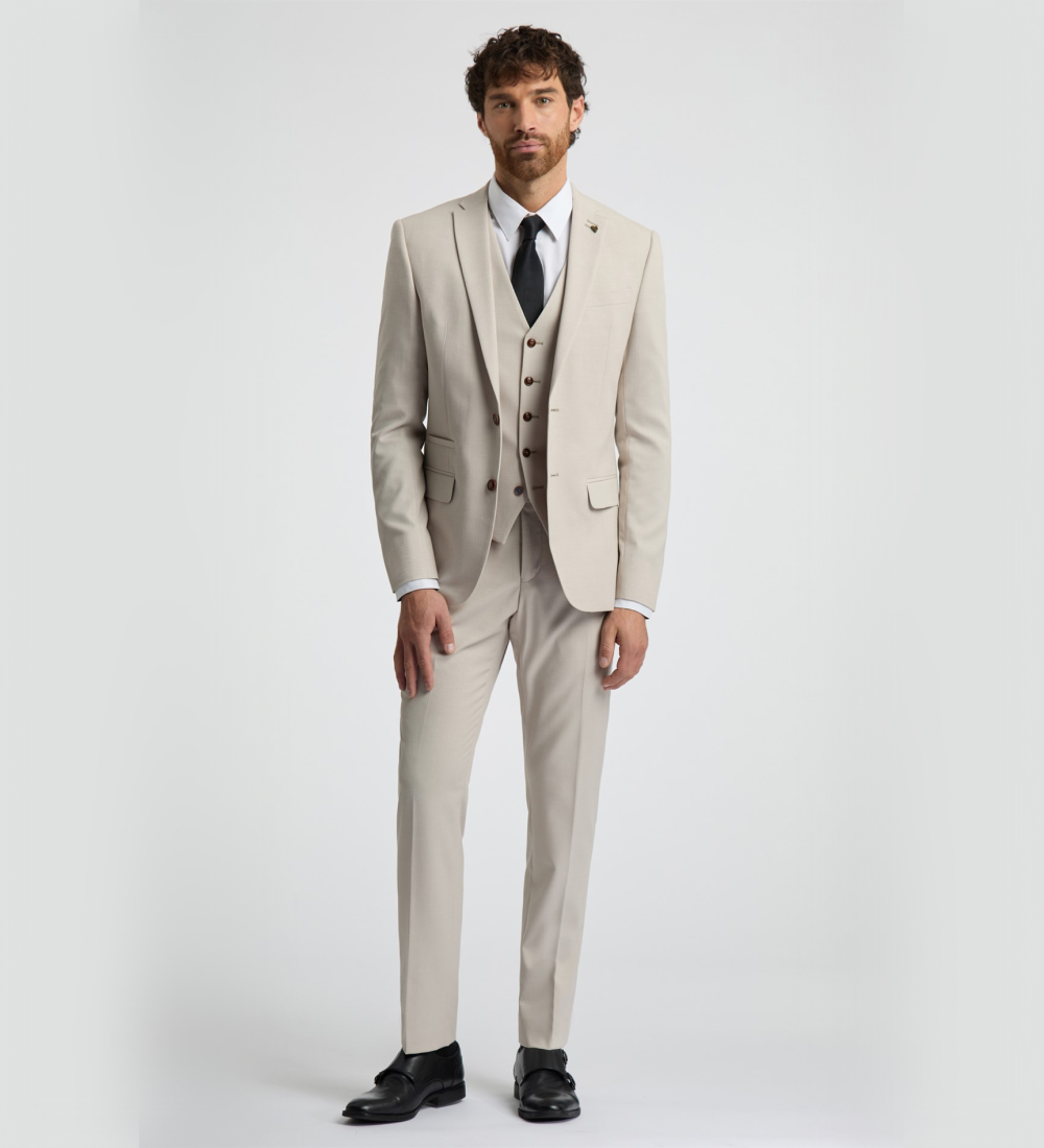 Quick Cream Three Piece Suit