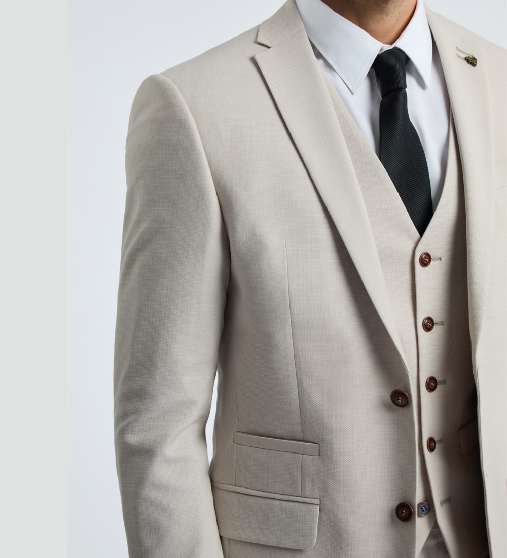 Quick Cream Three Piece Suit